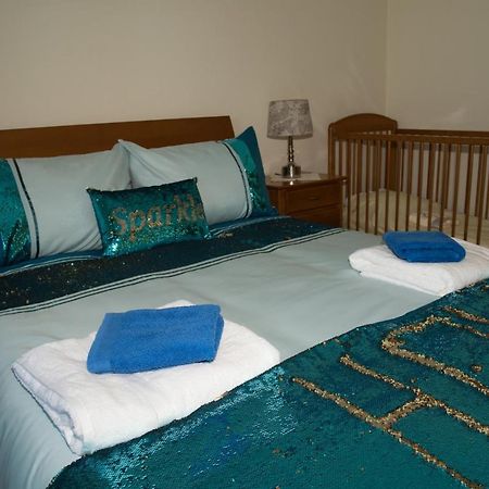 Zizis Place Santa Cruz  Ngoại thất bức ảnh